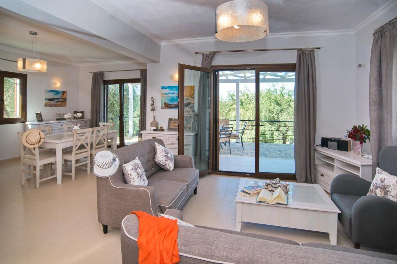 Villa Bougarini Haven Family Villa Rock Pool Oasis Ιερομόναχος Εξωτερικό φωτογραφία