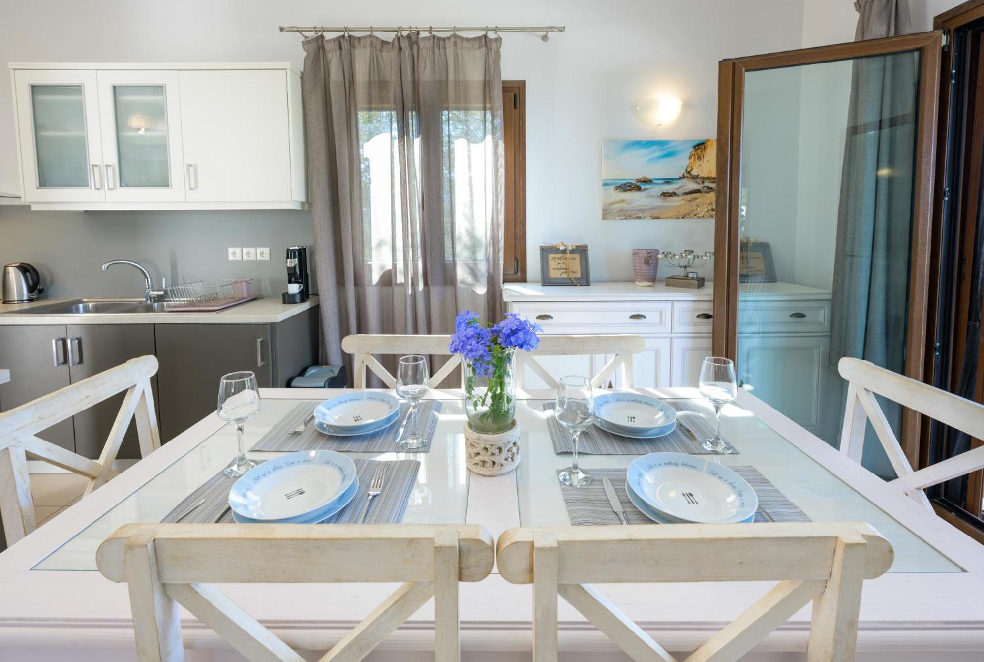 Villa Bougarini Haven Family Villa Rock Pool Oasis Ιερομόναχος Εξωτερικό φωτογραφία