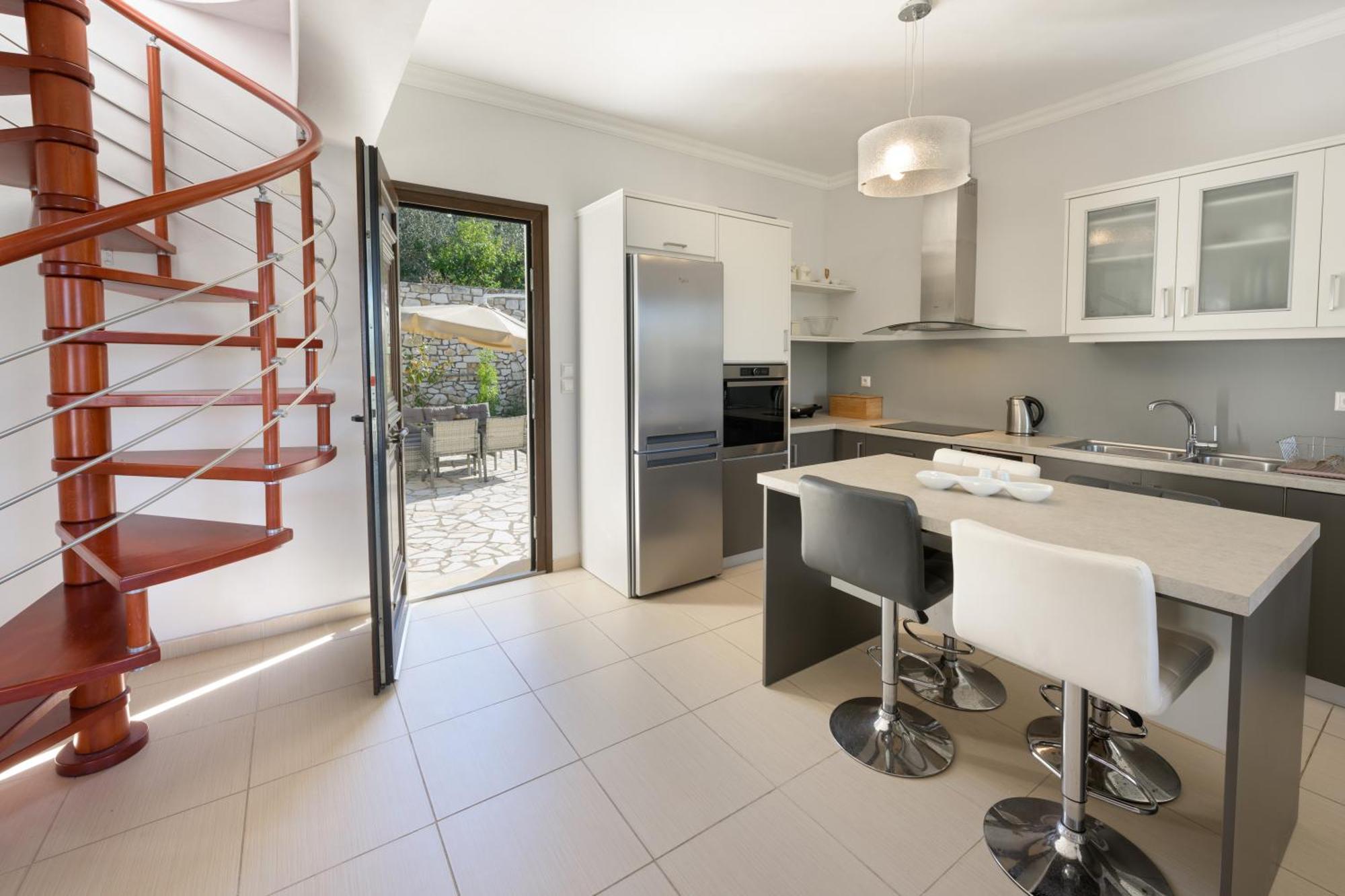 Villa Bougarini Haven Family Villa Rock Pool Oasis Ιερομόναχος Εξωτερικό φωτογραφία