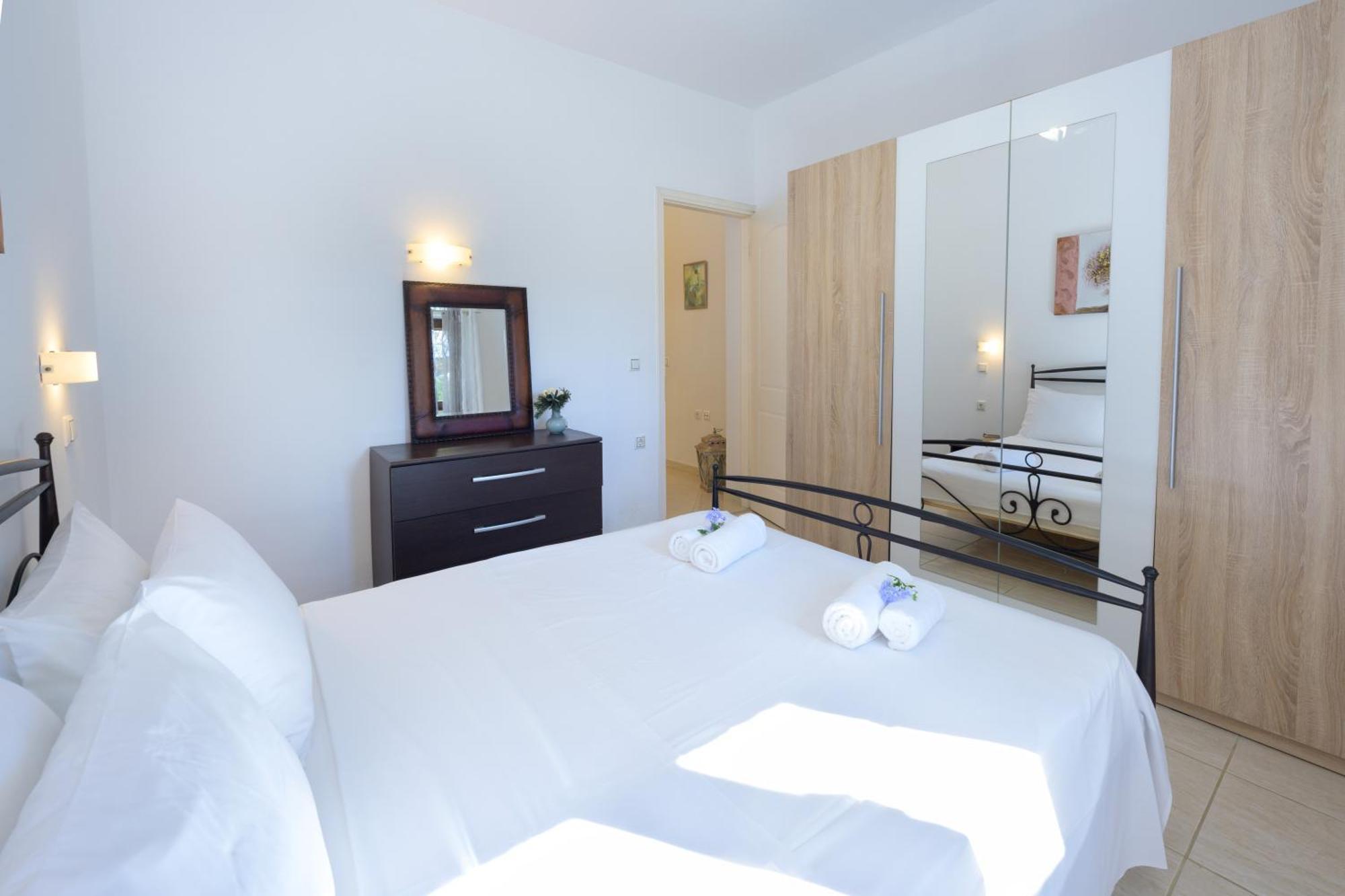 Villa Bougarini Haven Family Villa Rock Pool Oasis Ιερομόναχος Εξωτερικό φωτογραφία