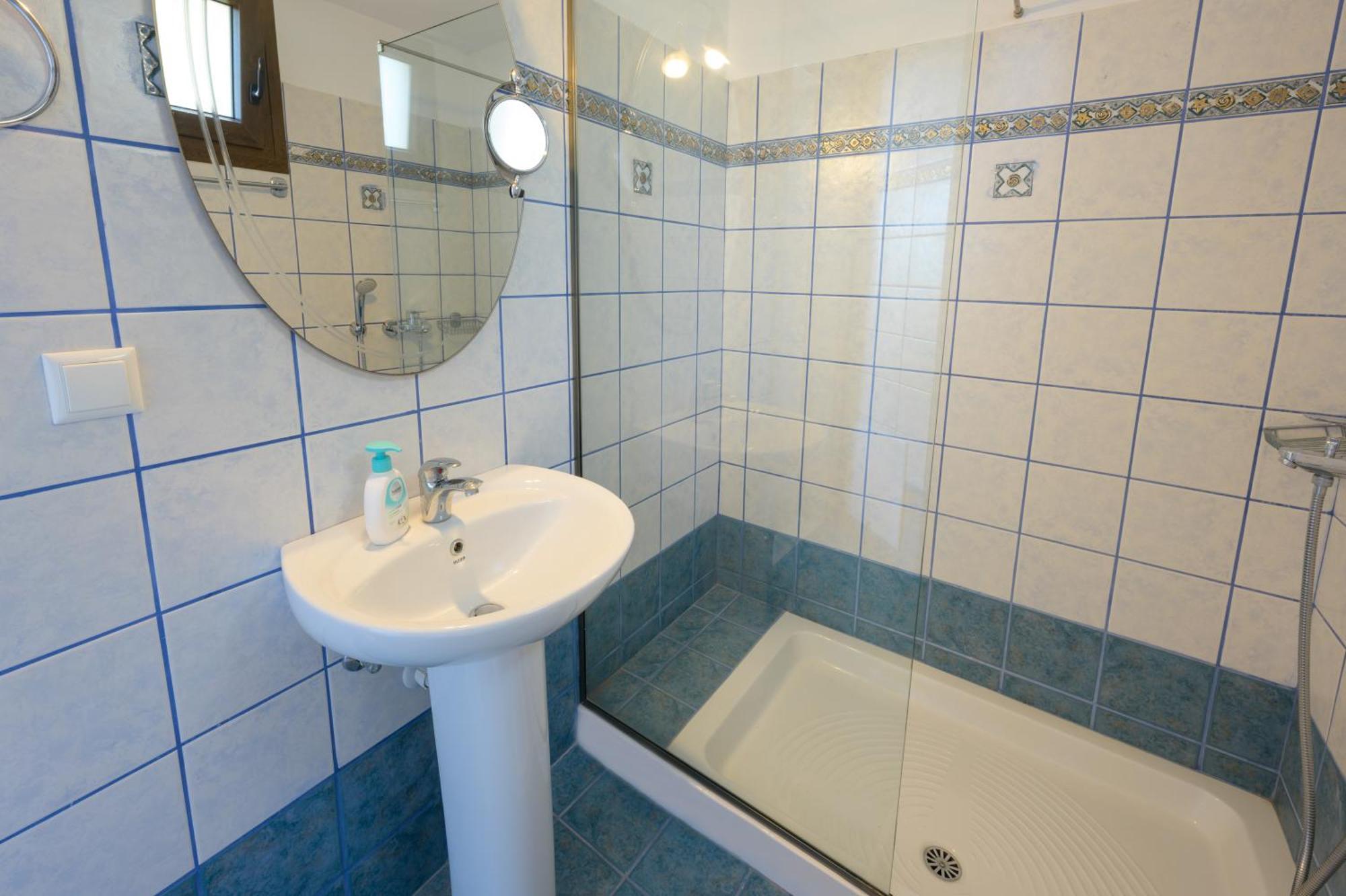 Villa Bougarini Haven Family Villa Rock Pool Oasis Ιερομόναχος Εξωτερικό φωτογραφία