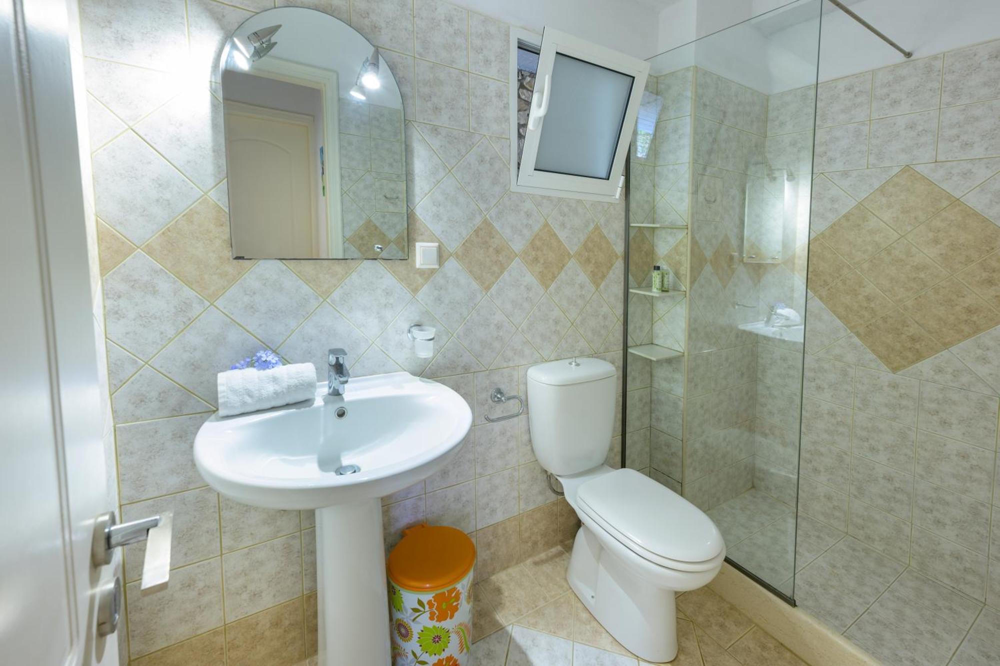 Villa Bougarini Haven Family Villa Rock Pool Oasis Ιερομόναχος Εξωτερικό φωτογραφία
